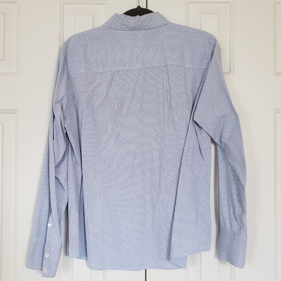 Tommy Hilfiger pleated button up blouse - chambray seersucker - Size L - Picture 13 of 16